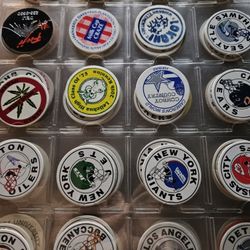 P O G S 78 PLUS 6 SLEEVES THROWING I N!