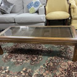 COFFEE TABLE 