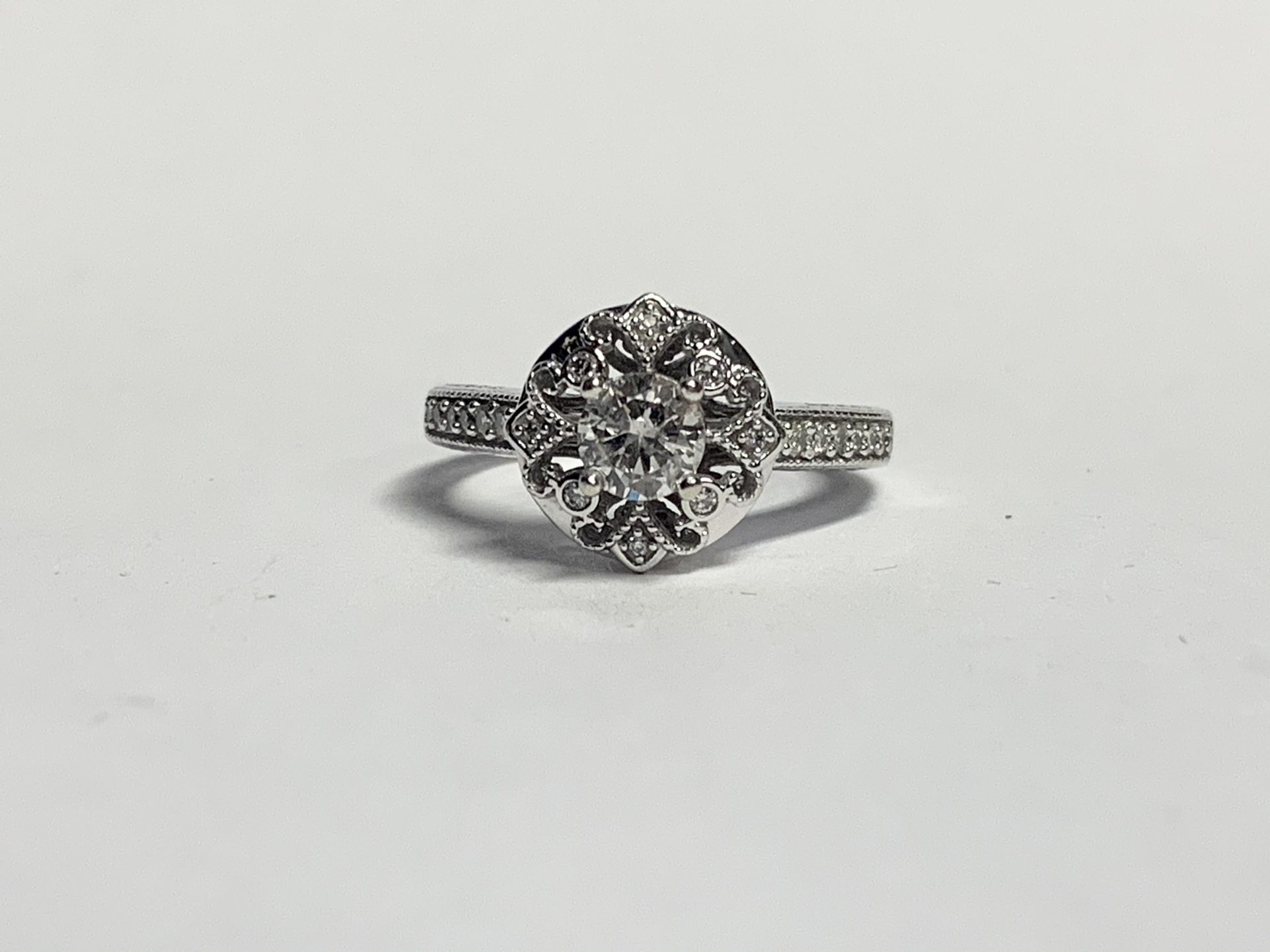 Ladies 1/2ctw Diamond 14k YG Wedding Ring Sz 5.25