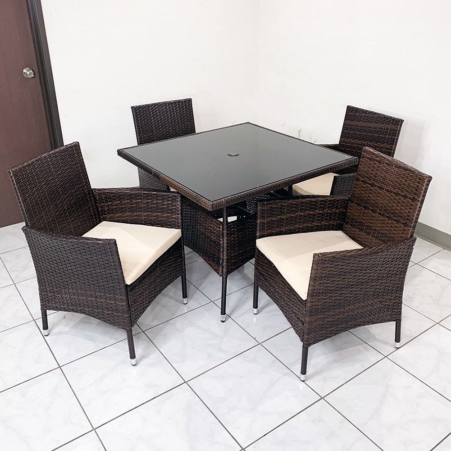 (New) $250 (5pcs) Wicker Dining Set Patio, Outdoor Rattan Furniture