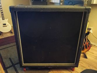 Crate oversized 4x12 guitar cab empty with caster wheels