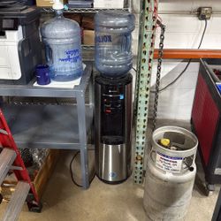 Glacier Bay Water Dispenser 