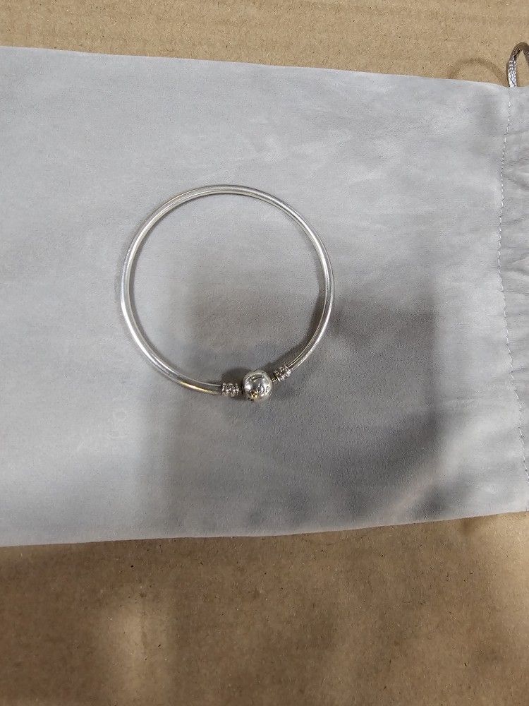 Pandora Bangle