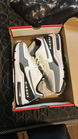 Nike Men’s Air Max Ltd 3 Sneaker