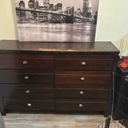 8 Drawer Dresser 