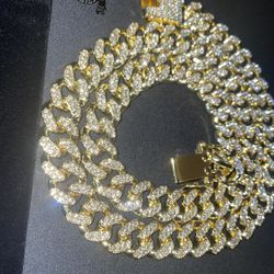 18k Gold Iced out Miami Cuban Link