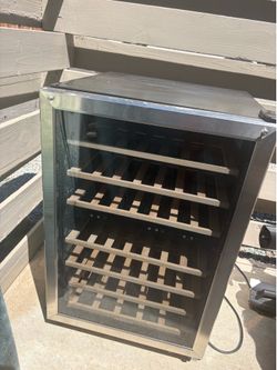 Frigidaire 50-60 bottle wine refrigerator