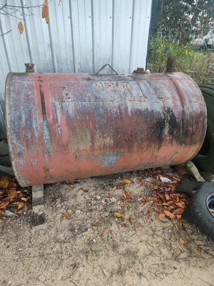 300 Gallon Diesel Tank