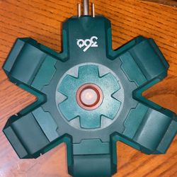 Pro 5-outlet Power Hun -Green