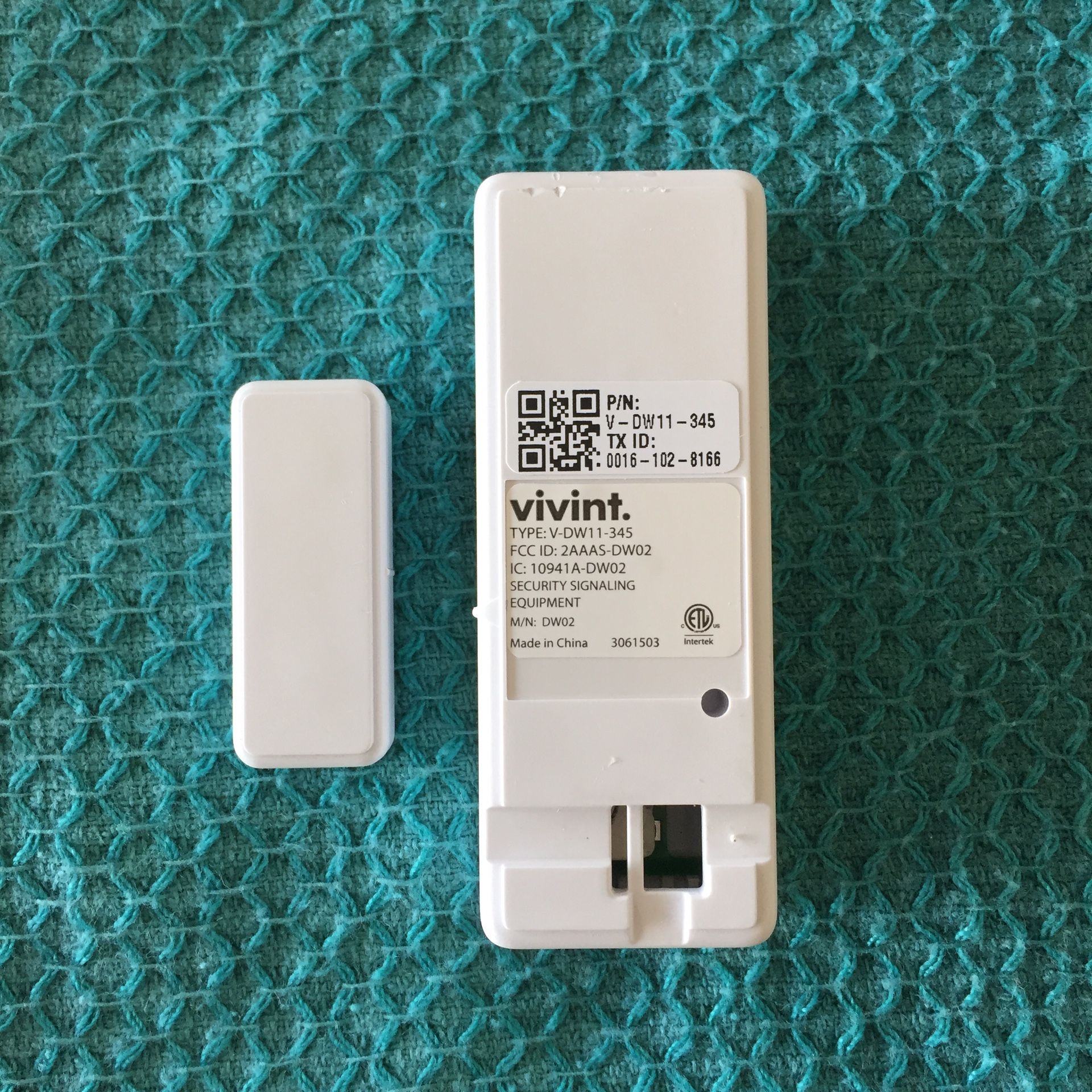 Vivint Door/Window Sensor v-dw11-345 & v-dw21 recessed