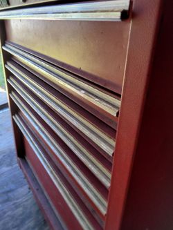 Tool chest