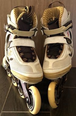 “A pair of K2 Alexis Speed Limited Edition Breast Cancer Inline Skates for women, size 7”