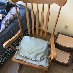 Rocking Chair 
