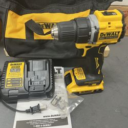Dewalt 20V Max Atomic Brushless Drill Driver Kit w/Bag. New