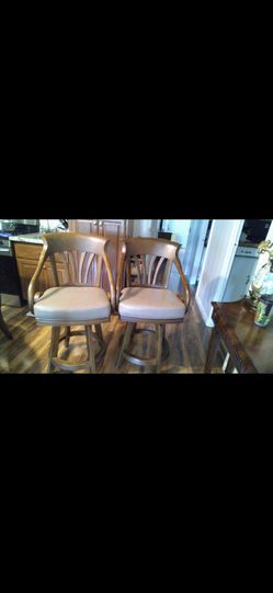 4 leather Bar stools