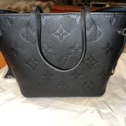 Louis Vuitton Never Full Blk 