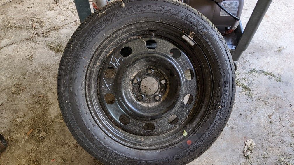 Good Year Never Used (New) Tire And Rim P235/55R17 Eagle RS-A