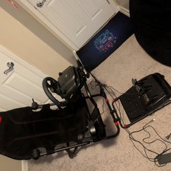 LOGITECH G923 PLAYSTATION/PC WITH SHIFTER AND FOLDABLE CHAIR 