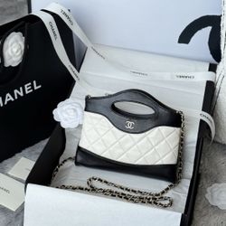 A classic women's shoulder bag