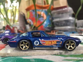 Hot wheels corvette grand sport real riders