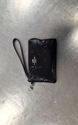 Coach Coner Zip wristlet