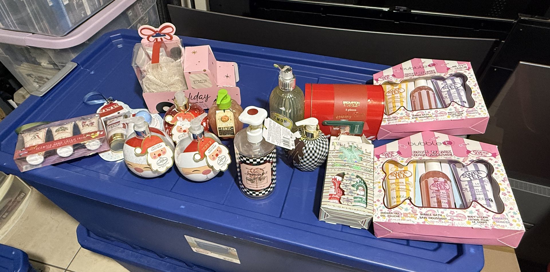 Bath and Body Wash Hand Soap Lotions Bundle X15