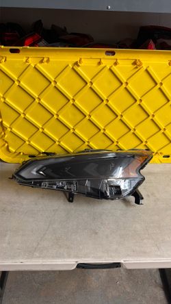 2023 2024 2025  Nissan Altima LEFT DRIVE  Side Headlight