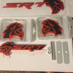 4 Piece Hellcat SRT badge emblems.  Choose Set. See all pics for m Hellcat sold separately.  SHIPPING AVAILABLE