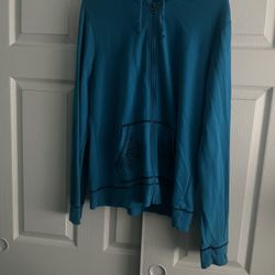 Chamarra Y Blusa Tamaño  Large $15 Por Las 2