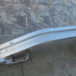 2023 - 2025 HONDA ACCORD FRONT
REINFORCEMENT BAR IMPACT REBAR
GENUINE USED OEM. Y2