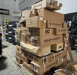 Llanteras Talleres y tienas de auto partes te ofrecemos LIFT KITS a PRECIO. De Bodega / Mayoreo
