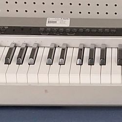 Casio PX-310 Keyboard