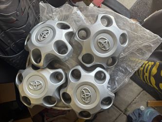 Toyota Tundra Stock Center Caps