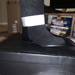 Ladies Tish black Suede Boots Size 5