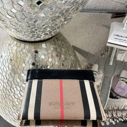 Burberry Card Case 