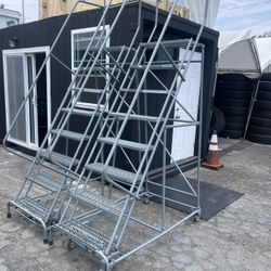 8 Step Rolling Ladders