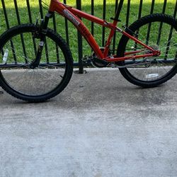 Diamondback bicycle, Size Rite 24. In good condition.