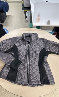 Guess Women’s Puffer Jacket