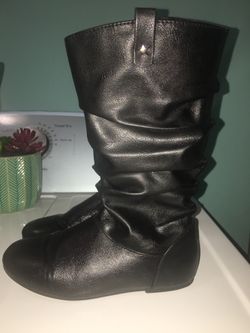 Girl boots