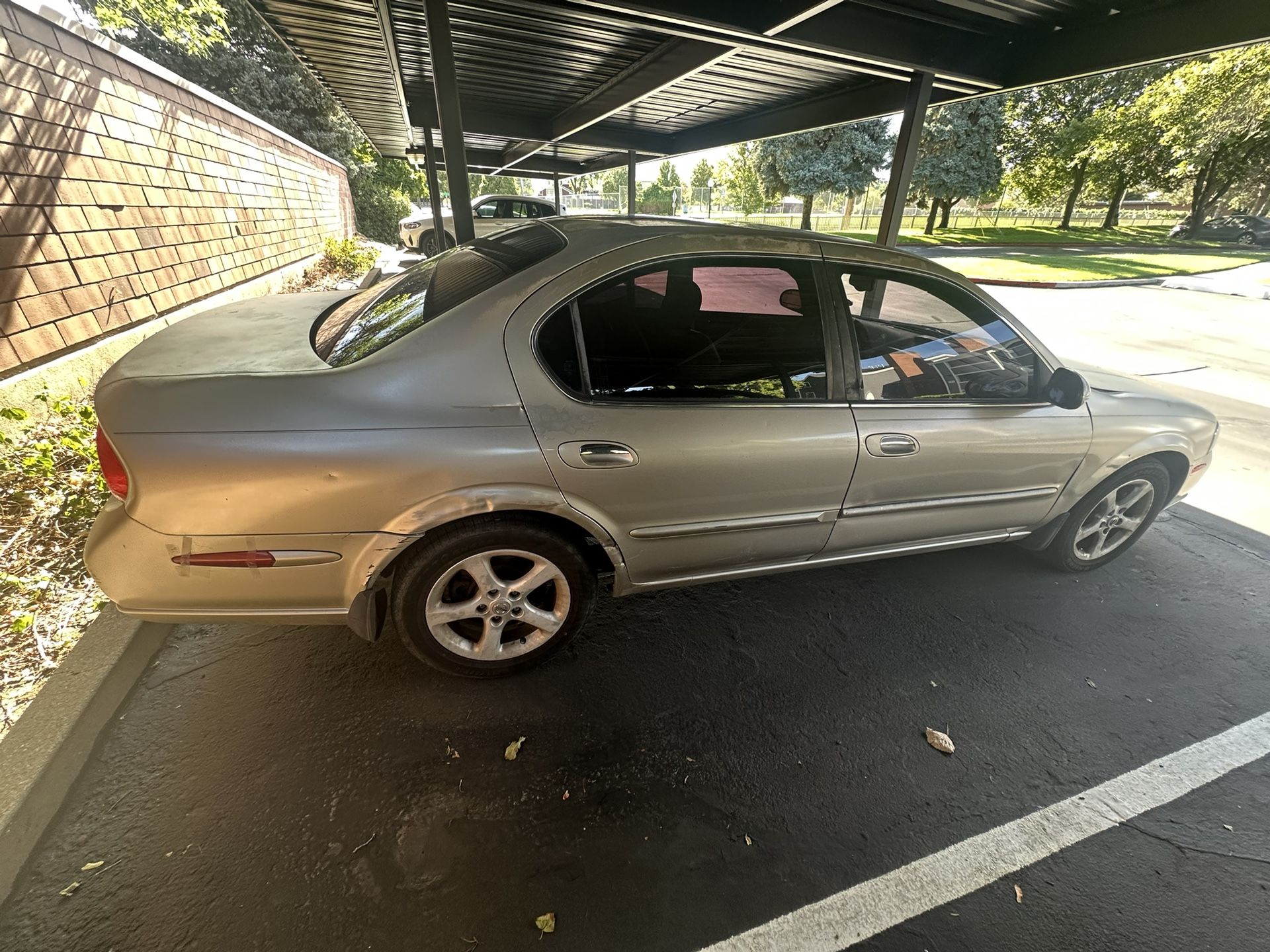 2001 Nissan Maxima For Parts