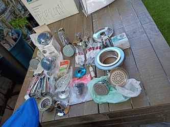 Large 30+ Plumbing Bathroom Lot 