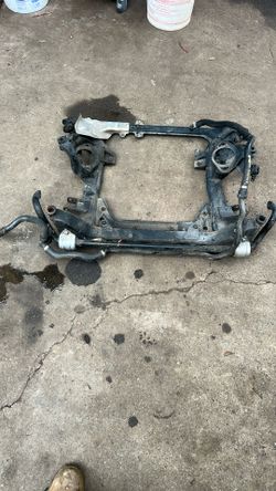 E92 335xi Subframe