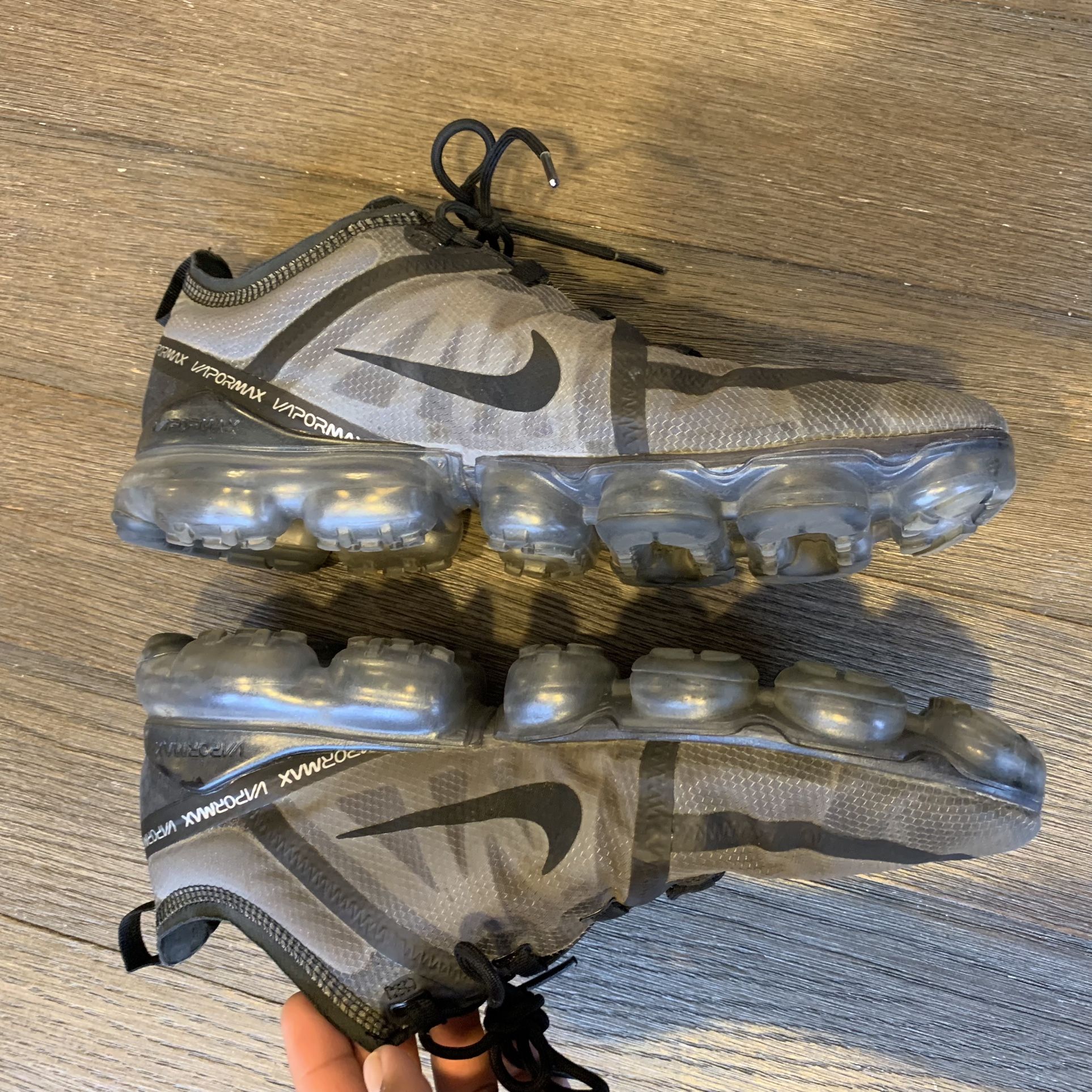 Nike Air VaporMax 2018 Ghost Black Size 11 AR6631 004