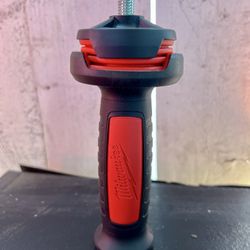Milwaukee Side Handle — Like New