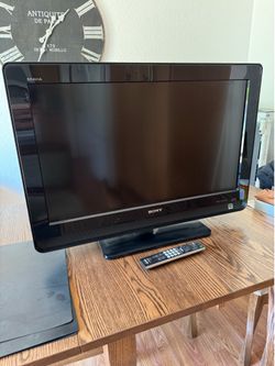 Sony 32 inch LCD HDTV television