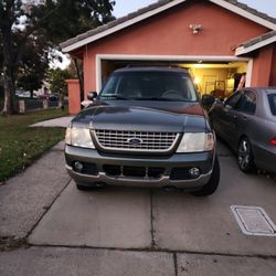 2003 Ford Explorer