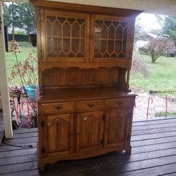 Nice Condition, Solid. Must Pick Up 1st Come 1st Served No Holds