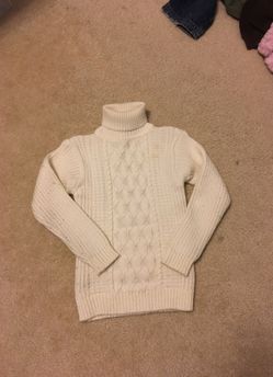Turtle neck sweater