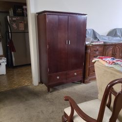 Tv/storage Cabinet