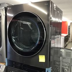 New scratch And Dent LG Wash Tower Front Load Washer And Dryer Stackable. 1 Year Warranty 